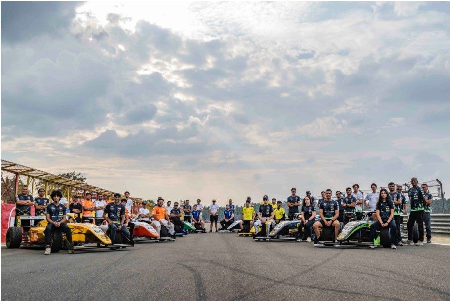 Indian Racing League 2025 venue and drivers