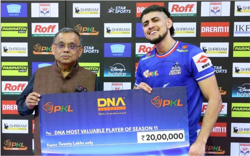 PKL Mohammadreza Shadloui won Player award with ₹20 lakh