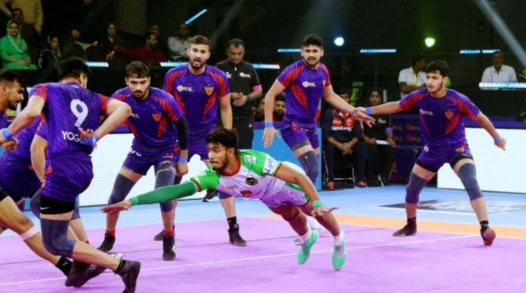 Patna Pirates vs Dabang Delhi KC team players in PKL