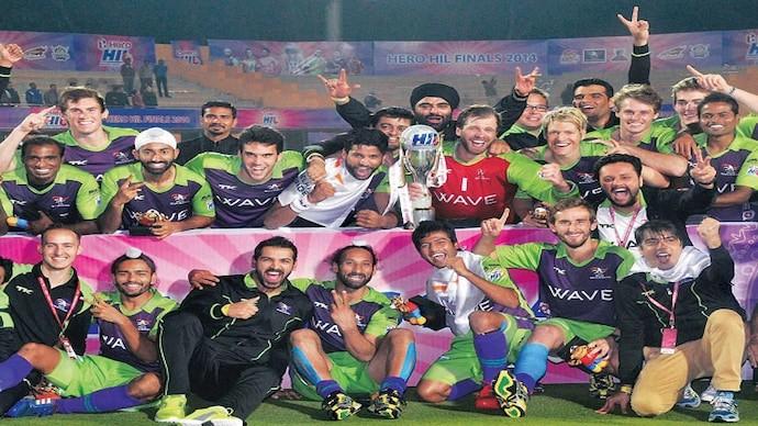 2014 HIL Winners – Delhi Waveriders