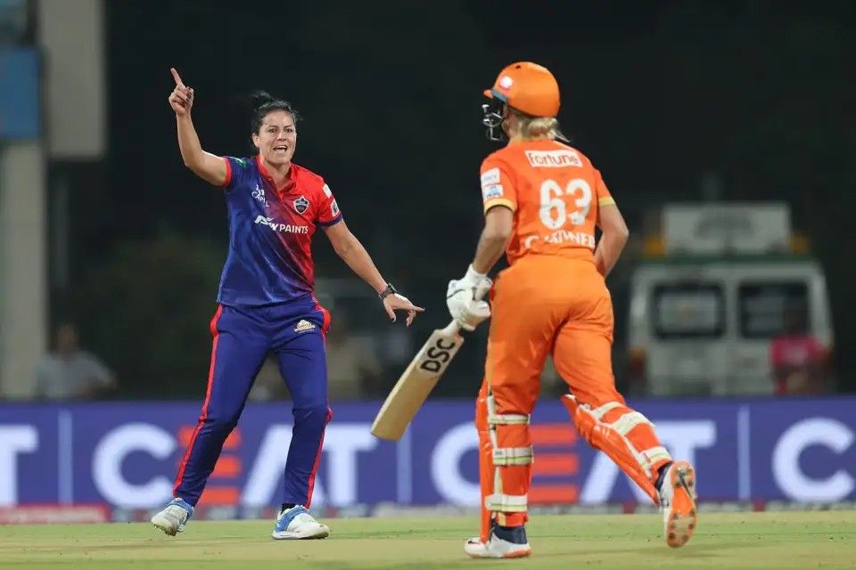 Gujarat Giants Women: 105/9