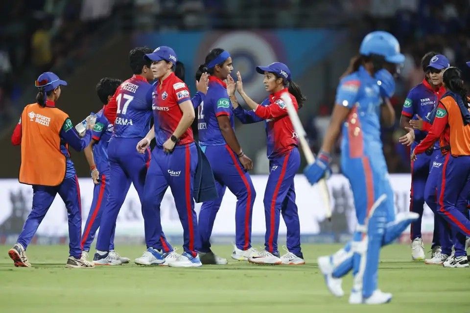 Mumbai Indians Women: 109/8