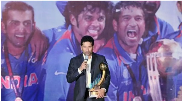 Sachin Tendulkar Winning BCCI Cricketer of the Year Award Sachin Tendulkar Winning BCCI Cricketer of the Year Award