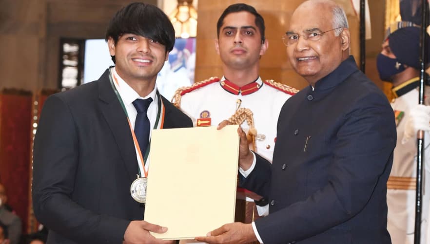 Neeraj Chopra receives Major Dhyan Chand Khel Ratna Award Neeraj Chopra receives Major Dhyan Chand Khel Ratna Award